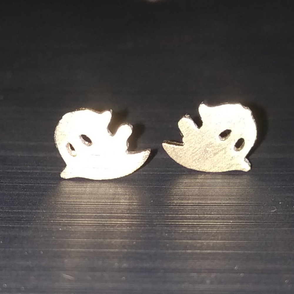 👻☠️🖤Sterling silver ghost post earrings🖤☠️👻